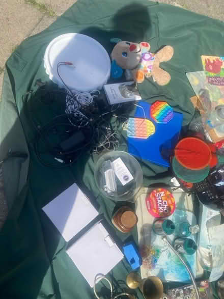 Photo of free House decorations stuff & etc (Whitworth Halls of Residence M14) #2