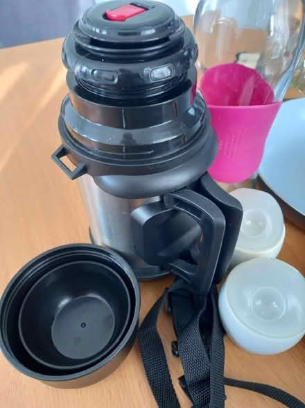 Photo of free Various - Kitchen Items (Panshanger AL7) #2