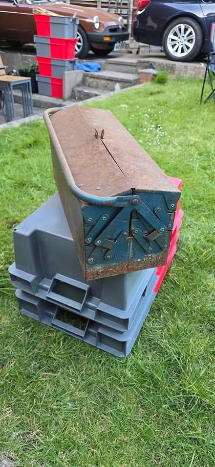 Photo of free Old toolbox (Brierley Hill DY5) #1