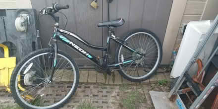 Photo of free 24"wheels bike (Maidenbower, Crawley RH10) #1