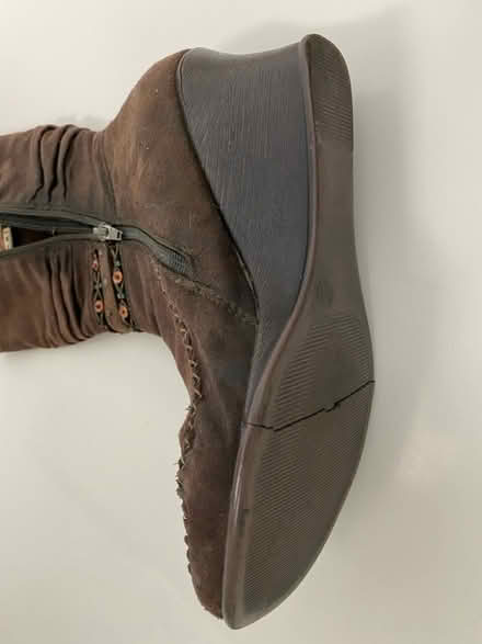 Photo of free Stunning boots (Eu37) (Bloor/ The West Mall) #2