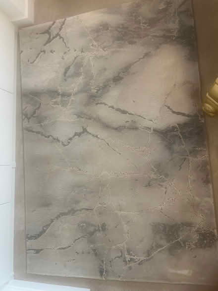 Photo of free Rug (ME8) #2