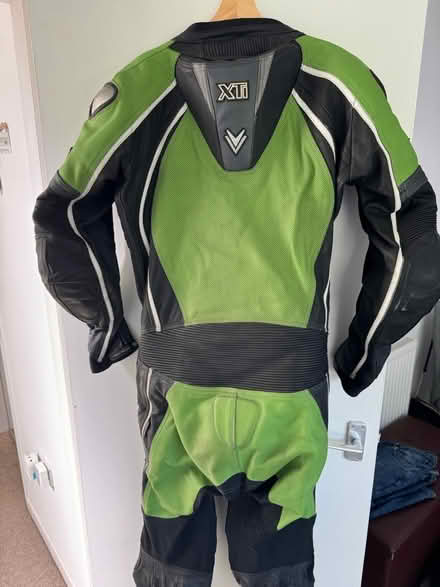 Photo of free One piece motorcycle leathers uk42 (WR5) #2