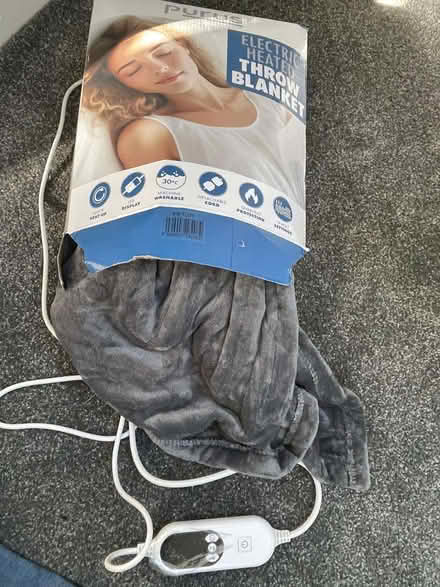 Photo of fixing - heated throw blanket (Anstey LE7) #1