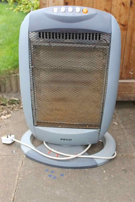 Photo of free Electric heater (Wells East BA5 3J) #1