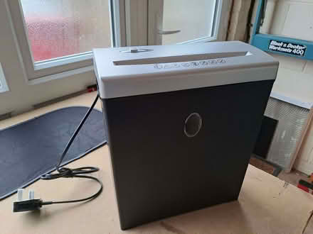 Photo of free Cross Cut Shredder (Harrietsham ME17) #2