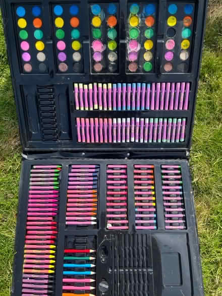 Photo of free Art set (North cheam) #2