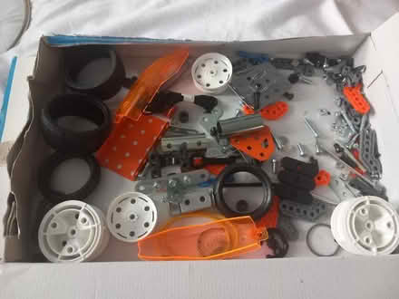 Photo of free Meccano set (Mayford GU22) #3