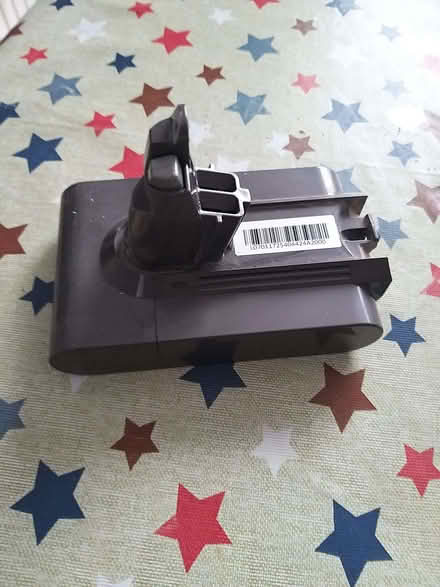 Photo of Dyson v6 or v7 for spares (Harrow HA1) #2