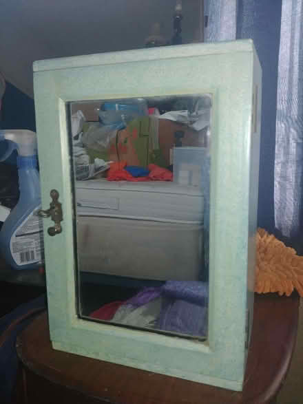 Photo of free Vintage medicine cabinet (Nr South Norwood Lakes SE19) #1