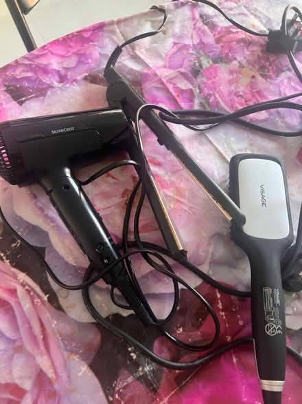 Photo of free Hair essential (ME8) #1