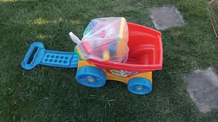 Photo of free Truck and bricks (Sheriff Hill Gateshead) #1