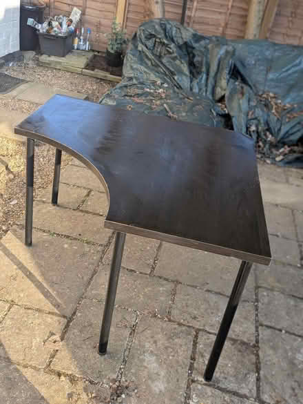 Photo of free Curved Black Office Desk (LU7 9ns) #2