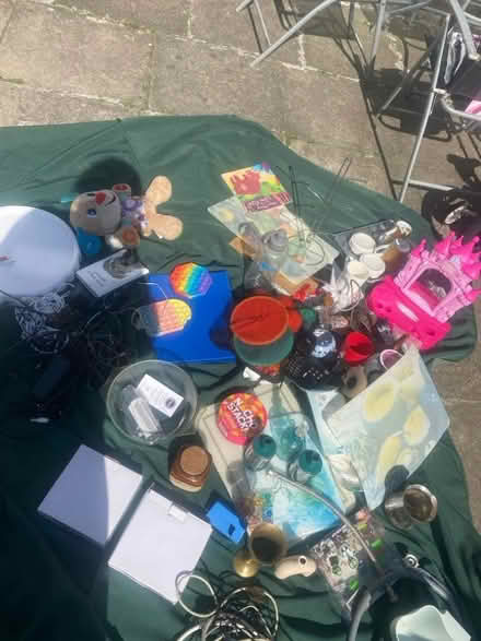 Photo of free House decorations stuff & etc (Whitworth Halls of Residence M14) #1