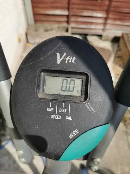 Photo of free Stepper machine V-Fit (Woodside CR0) #2