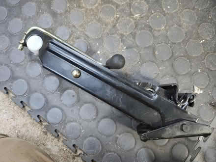 Photo of free VW Polo Car Jack (Sarisbury Green SO31) #2
