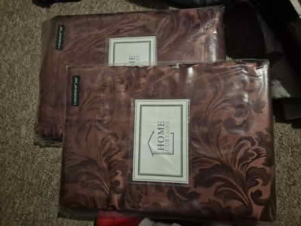Photo of free 2 New curtains (BS32) #2