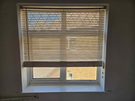 Photo of free Venetian Blind - White (AL1 Sopwell) #1