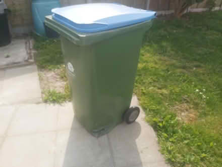 Photo of free Wheelie Bin, rubbish bin (bognor PO21) #2