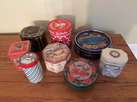 Photo of free decorative tins (Lagrange) #1