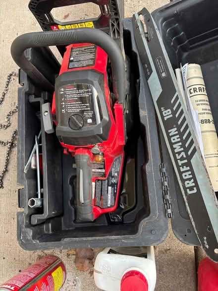 Photo of free Craftsman chain saw Pending Pick Up (K7 and Johnson Drive Shawnee) #1