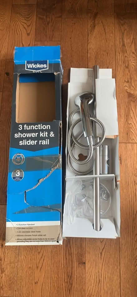 Photo of free Shower kit (Tadworth) #1