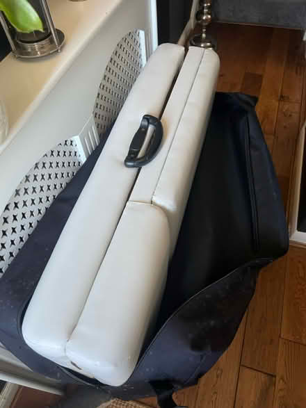 Photo of free Beauty Bed (Aylesbury, HP21) #3