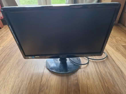 Photo of free Hanns G LCD monitor 18.5" (Kempston, MK42) #1