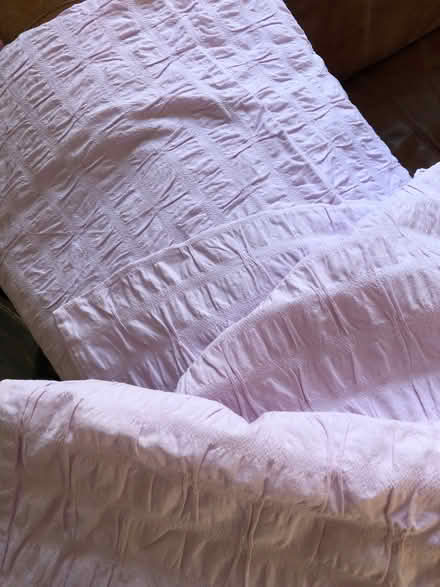 Photo of free Single duvet cover and pillowcase (Mostyn CH8) #1