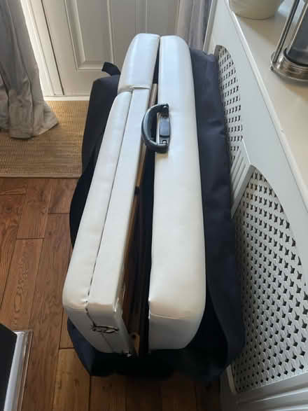 Photo of free Beauty Bed (Aylesbury, HP21) #1