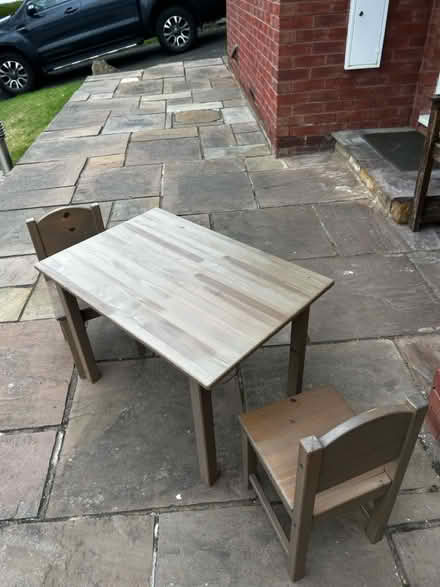 Photo of free Kids table and 2 chairs (NE38 washington) #2