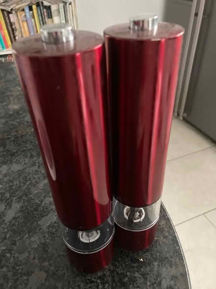 Photo of free Electric Pepper and salt grinders (Wickford - Shotgate) #1