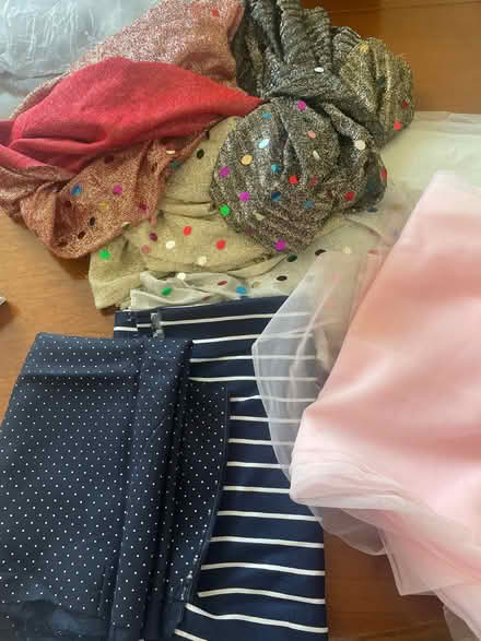 Photo of free Fabric (CW2 6) #1