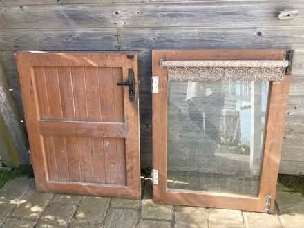 Photo of free "stable door" type domestic door (Lewes BN7) #3