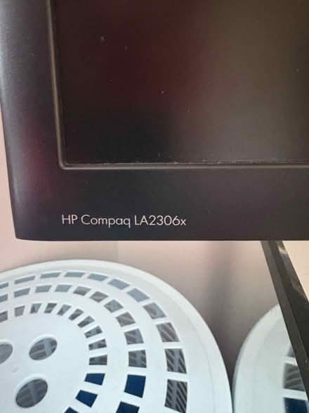 Photo of free HO Compaq 23” Monitor with cables (Bedford, Goldington Road) #2