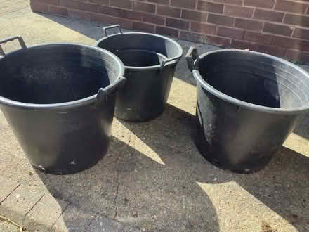 Photo of free Heavy duty garden pots (CH62) #1