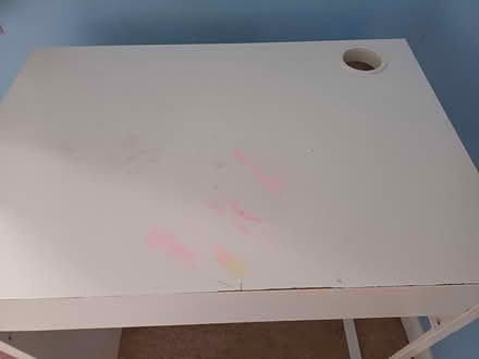 Photo of free Desk (TN24) #2