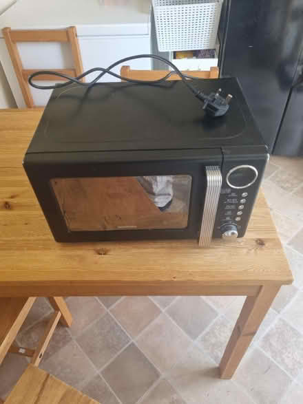 Photo of free Microwave (St Athan CF62) #1