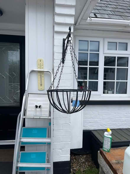 Photo of free big black metal hanging basket (IG10 high beech) #1