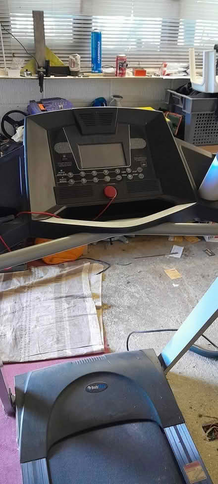 Photo of free Electric Treadmill (whyteleafe) #1