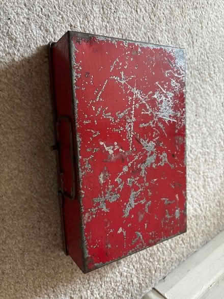Photo of free Metal box 23 x 15 cm (Peachcroft OX14) #3