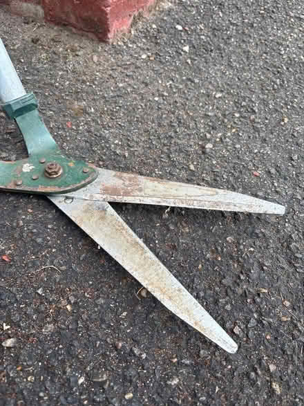 Photo of free Garden Lawn Shears (Catford South SE12) #4