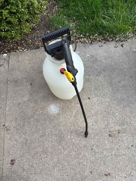 Photo of free Weed sprayer (K7 and Johnson Drive Shawnee) #1