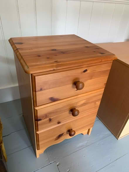 Photo of free Small pine bedside table / drawers (OX10 6hq) #3