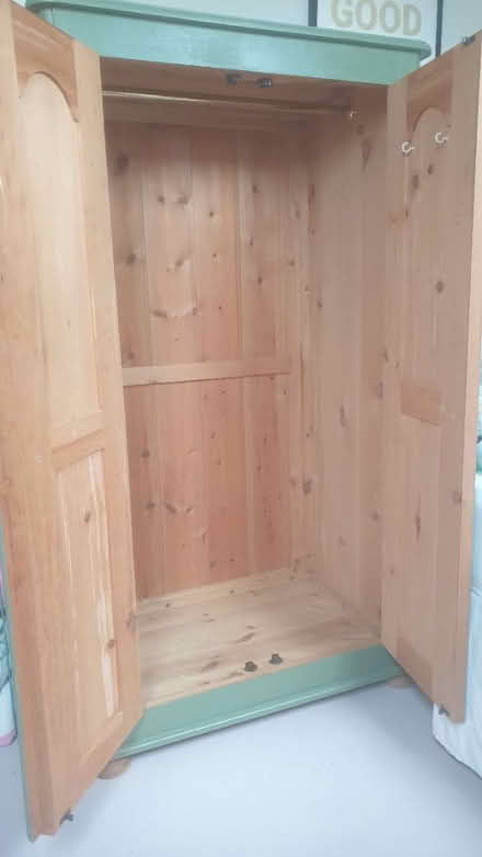 Photo of free Wardrobe (CT5) #4