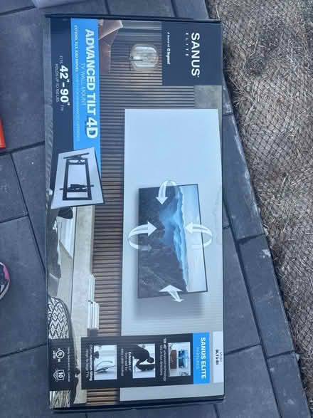 Photo of free TV Wall Mount (Redwood City) #1