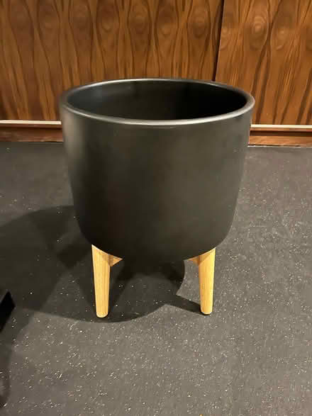Photo of free Planter (King st and Payne street) #1
