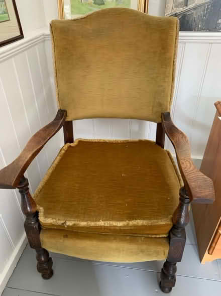 Photo of free Armchair (OX10 6hq) #2