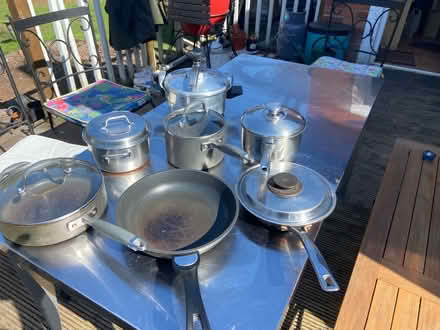Photo of free Pots & pans (BT10) #1