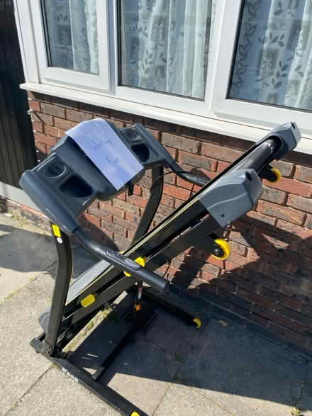 Photo of free working treadmill (N79DE) #2